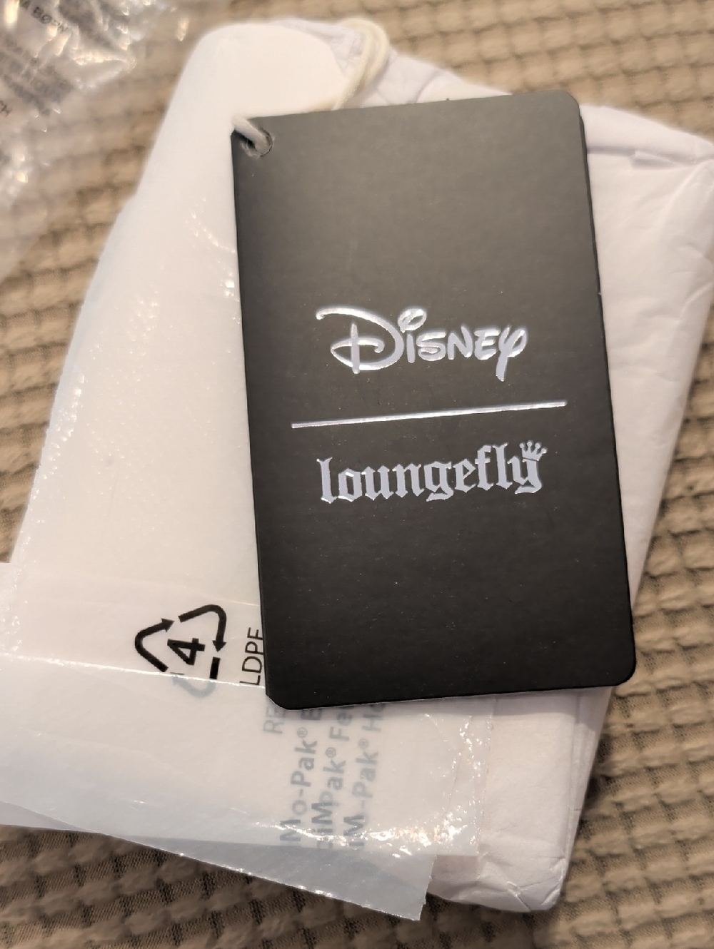 Loungefly X Disney The Aristocats Wallet NWT - Picture 6 of 6